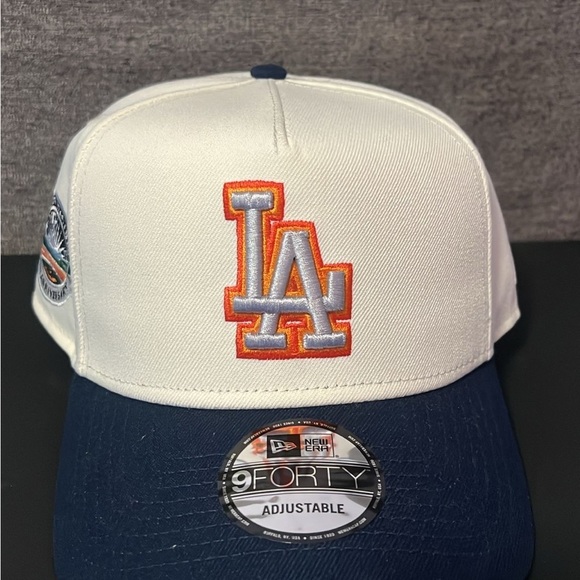 New Era : 940 LA Dodgers Rust Logo 2Tone Cap - Picture 1 of 3